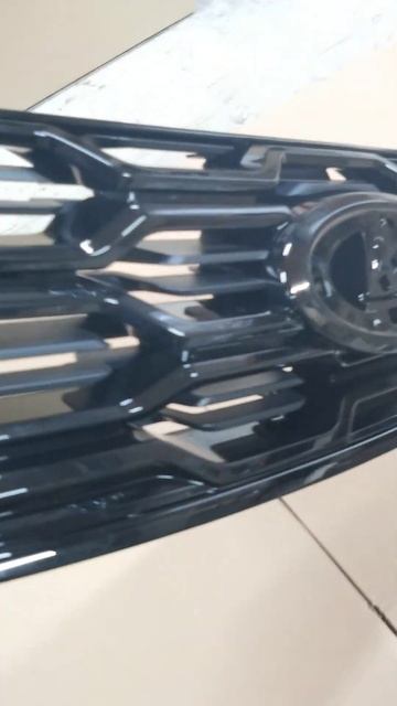 решетка радиатора Лада Ларгус FL Cross смотреть онлайн