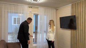 Как монтируется электропроводка в деревянном доме открытым способом в кабель каналах