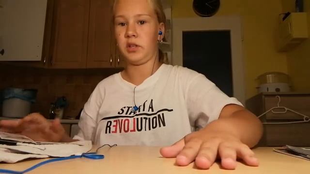 К-поп. Плакаты и наклейки смотреть онлайн