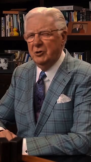 Сколько на самом деле вам нужно денег? #деньги #заработ смотреть онлайн