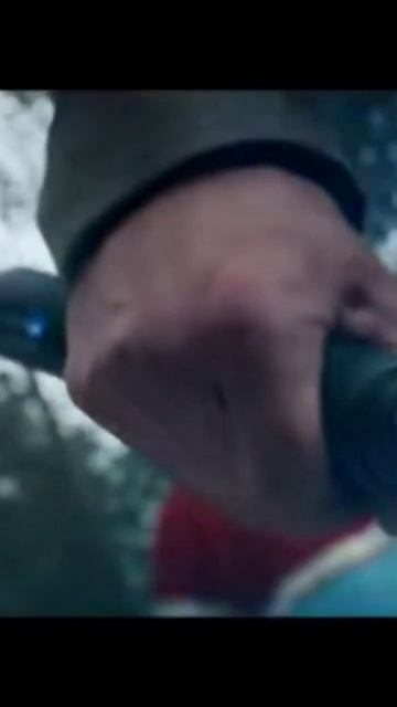 СЫН ЗЕЛЁНЫЙ ФОНАРЬ ОТЕЦ ХАЛК НУ БЭНР😅ПРИЛЕТЕЛ ИЗ БУД? смотреть онлайн