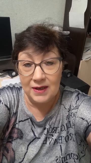 В интернет пойдёшь,когда на пенсию не проживёшь!Онлай?