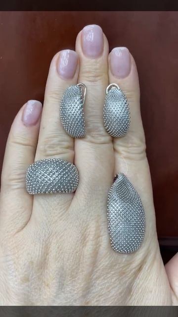 Стильно. Серебро без камней. Кольцо , серьги  и кулон Плинт. Цены под видео.