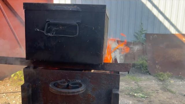 СКРОМНЫЙ ДОМАШНИЙ УЖИН, ОКУНЬ ГОРЯЧЕГО КОПЧЕНИЯ. смотреть онлайн