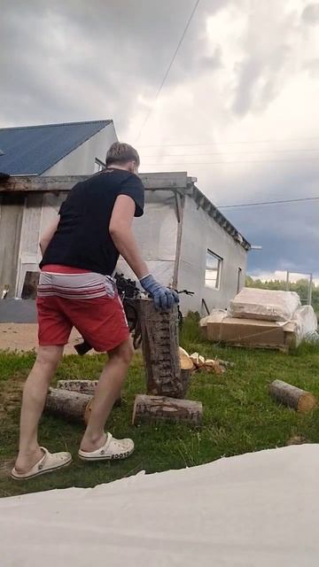Топор # колоть# мощный колун# смотреть онлайн