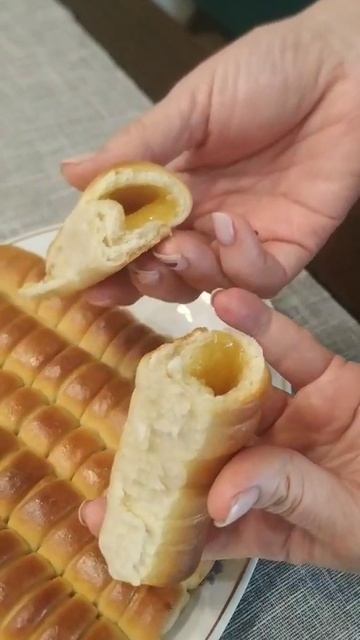 Лена испекла