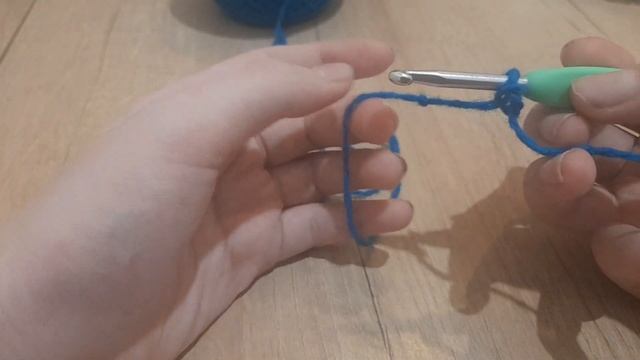 Учимся вязать крючком!Это очень легко🥰 смотреть онлайн