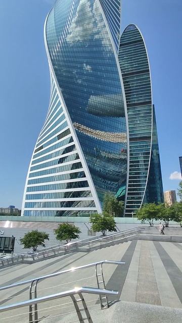 солнечный день в Москва-Сити #lifestyle #консультациионлай смотреть онлайн