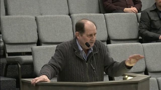 ДА БУДУТ ЧРЕСЛА ВАШИ ПРЕПОЯСАНЫ И СВЕТИЛЬНИКИ ГОРЯЩИ.