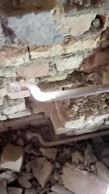 Демонтаж стены, кладка кирпича 1952 г. смотреть онлайн