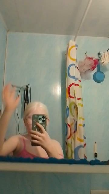 У меня есть канал в Лайке название мили лайка Store смотреть онлайн