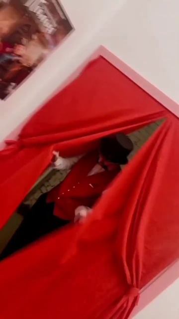 люди у меня закончились идеи для видео напишите пж иде смотреть онлайн