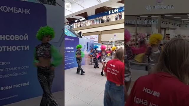 Когда мешают и предлагают завести кредитную карту смотреть онлайн