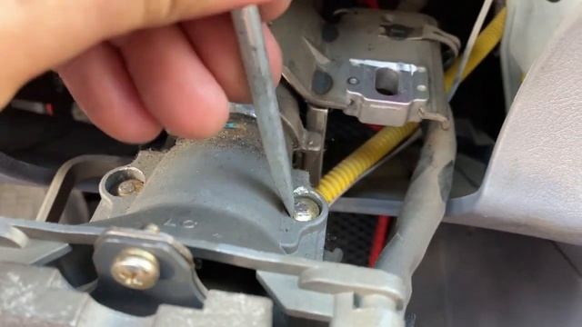 Hyundai Accent КАК СНЯТЬ ЗАМОК ЗАЖИГАНИЯ