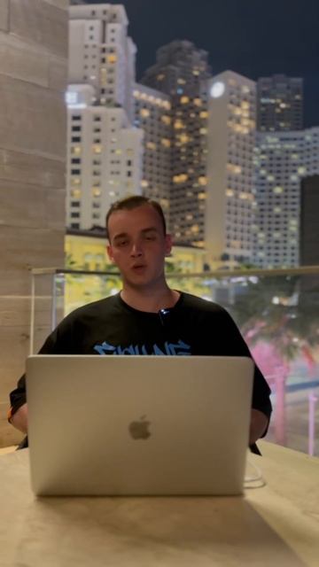 Отрывок из видео про меня. В телеге анализируем тон #ton смотреть онлайн