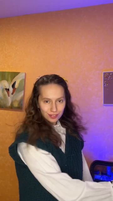 Вот бы собираться одной левой💭#мысли #жилет #вязание смотреть онлайн