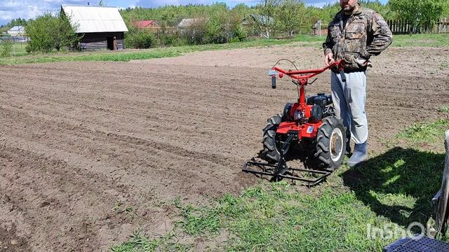 Посадка картофеля под мотоблок. Мотоблок Агат посадка картошки. смотреть онлайн