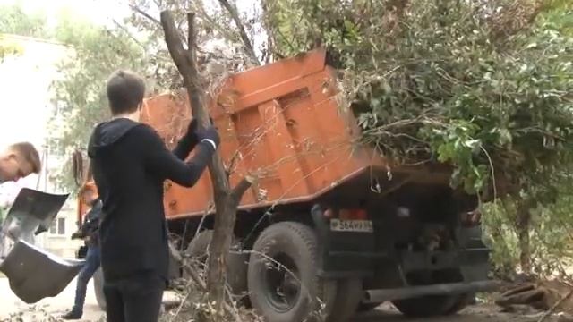 Акция "Чистый город". пос.Кирпичный смотреть онлайн