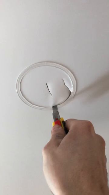 Режем натяжной потолок смотреть онлайн