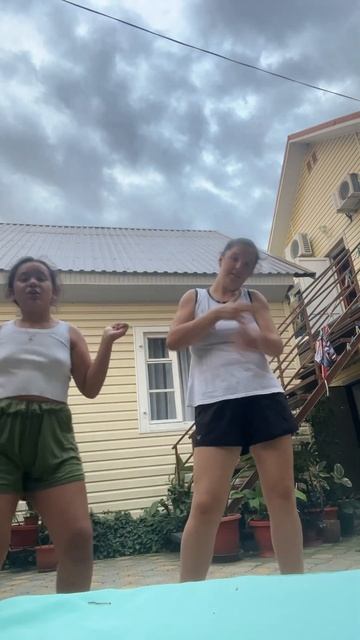 Когда 3 часа снимали тренд. И 100 раз всё пошло по плану смотреть онлайн