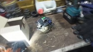 Замена лампочки в ПТФ Рено Дастер