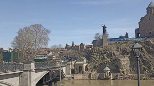 Тбилиси: Мистический Метехский мост, памятник Вахтангу Горгасали, легенды и история. 17.03.2025