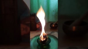 Как горит свеча с травами.mp4