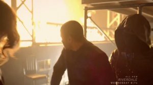 РОЙ ХАРПЕР ИЗ БУДУЩЕГО! КТО НОВАЯ СТРЕЛА? [Обзор 4-ой серии 7 сезона] / Arrow