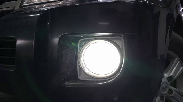 ЗАМЕНА ЛИНЗ, ЛАМП ПТФ И ДАЛЬНЕГО СВЕТА НА TOYOTA LAND CRUISER 200 смотреть онлайн