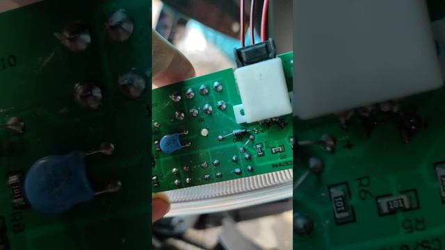 Плафон от Приоры в Ниву. Подключение смотреть онлайн