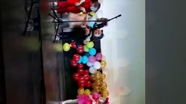 Саина отчетный концерт 2019 д.с "БЕРЕЗКА" группа"Кунчээн" песня "мин Куоскам кыычам " смотреть онлайн