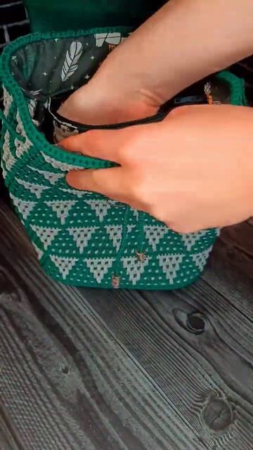 Рюкзак Слизерин (наличие) 🐍 #гаррипоттер #crochetbag #вязаниекрючком #рюкзаккрючком #слизерин смотреть онлайн