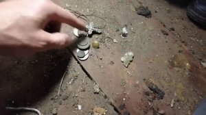 Наводили порядки в старой постройке и нашли клад!