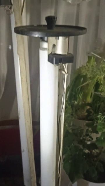 Торшер СССР о работает, осталось шнур новый поменять смотреть онлайн