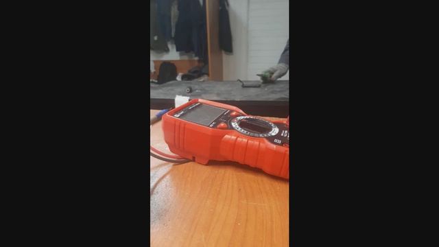 Не выкидывайте вздувшийся аккумулятор. Хонор 7а, ремонт вздувшегося аккумулятора.))