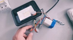 Как подключить датчик света..Как подключить фотореле..