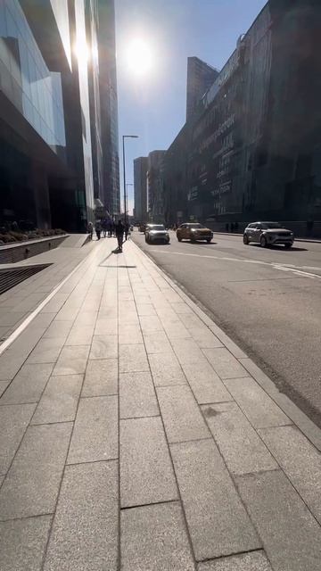 Атмосфера Москва-Сити😍 смотреть онлайн