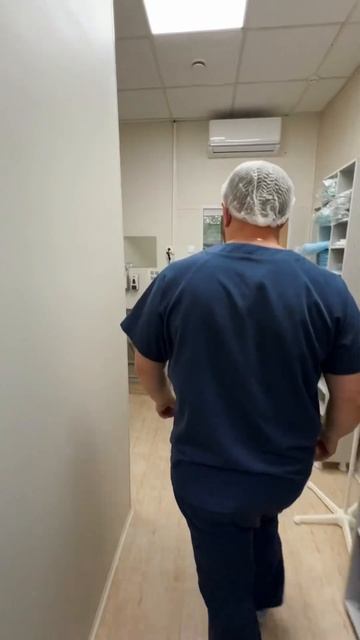 Работа хирурга: от кабинета до операционной #доктор #з? смотреть онлайн