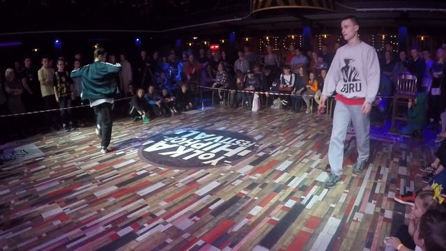 Маша Шуняева vs KAS _ House 1/16 "ЙОЛКА" г.Кострома смотреть онлайн