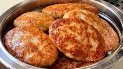 🥔🍛 СЕКРЕТНЫЙ РЕЦЕПТ "КАРТОФЕЛЬНЫХ КОТЛЕТ" С МАНКОЙ – ВКУС ДЕТСТВА! смотреть онлайн