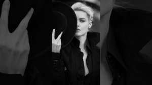 Хочу у зеркала