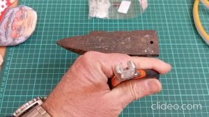 Небольшая переделка крепежа неоновой ленты.