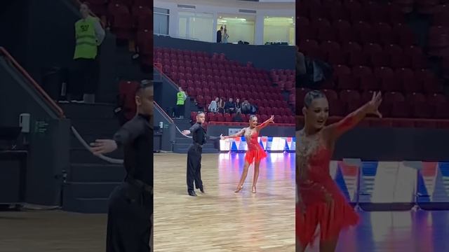 Рябченко Игорь - Рейвах Екатерина Румба смотреть онлайн