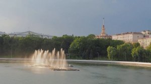 Фонтан. Минск, штаб БВО P7030001