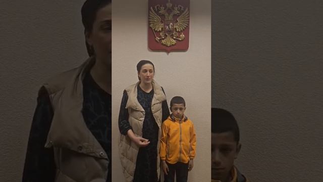 Дети сорвавшие и осквернившие георгиевскую ленту на Вечном огне в Обнинске принесли извинения смотреть онлайн