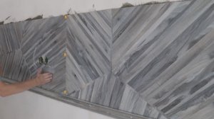 Укладка керамогранита 1200х600 на кухонный фартук