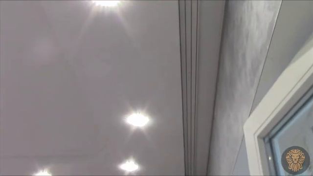 Натяжной потолок в спальне со сложной нишей под гибки? смотреть онлайн