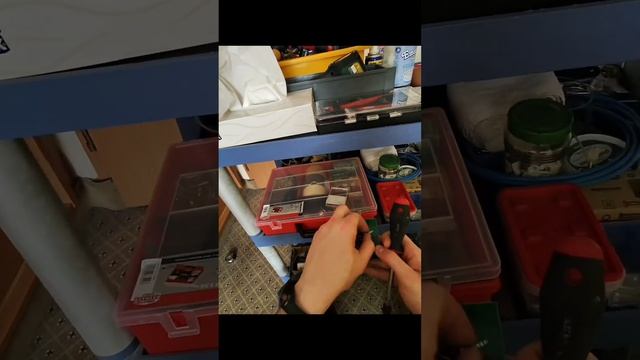 Потолочная лампочка: Ремонт за 5 минут! смотреть онлайн