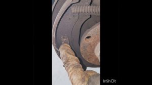 Поло седан замена задних колодок, барабанные тормоза.