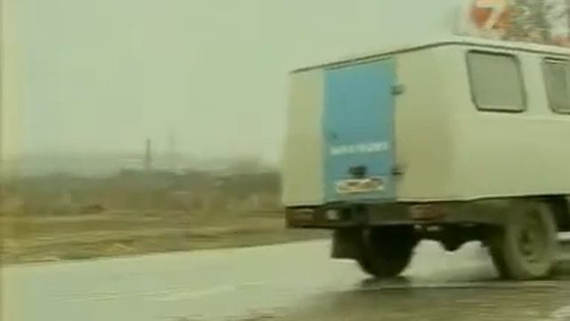 Чужая игра (2001) - car chase scene смотреть онлайн